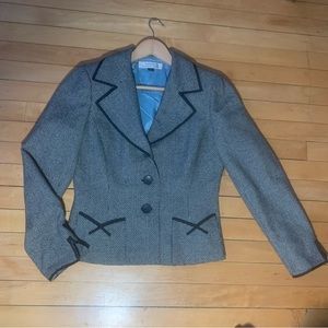 Tahari | Tweed Vintage Women’s Blazer | Size 6 |